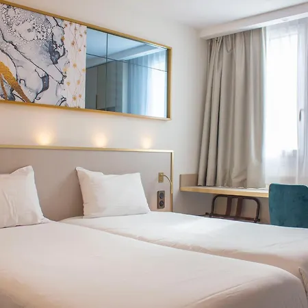 Отель Brit Bordeaux Aeroport - Le Soretel