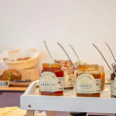 Отель Brit Bordeaux Aeroport - Le Soretel Мериньяк