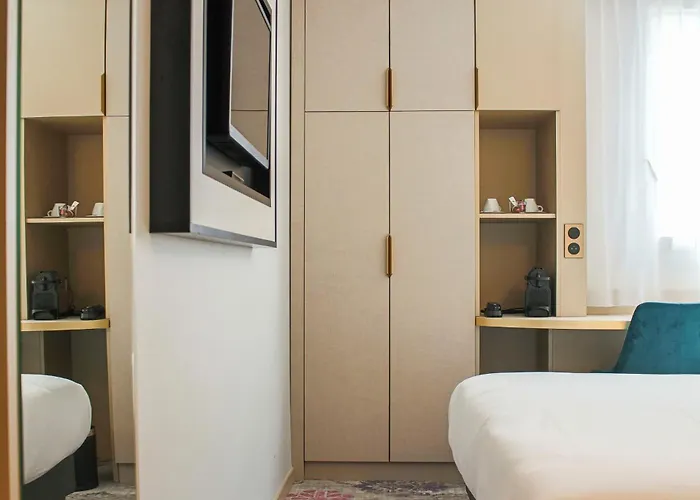 Отель Brit Bordeaux Aeroport - Le Soretel 3*